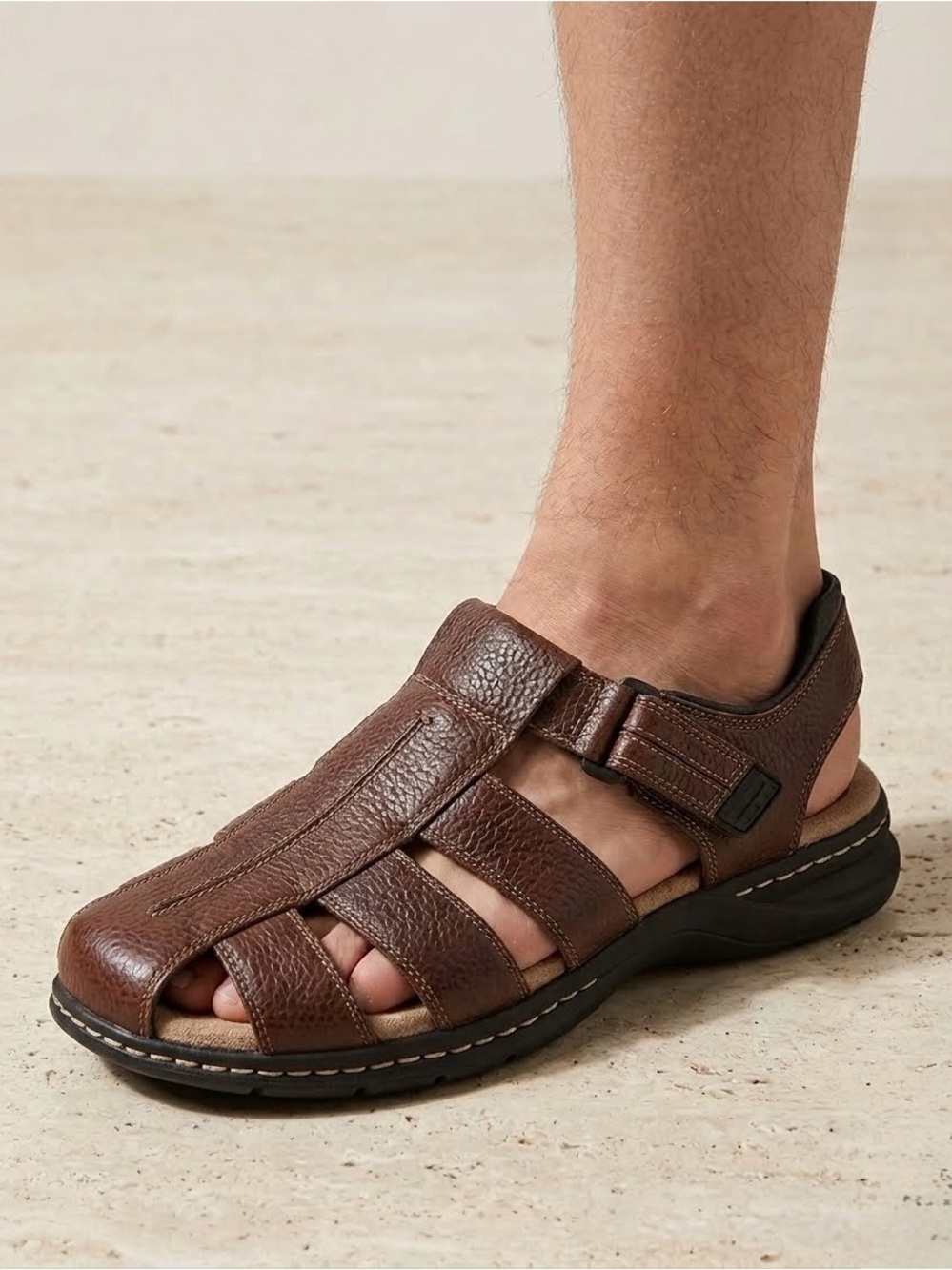Dr. Scholl's Closed-Toe Pebbled Memory Foam Cool Fit Fisherman Sandals, Brown, 9